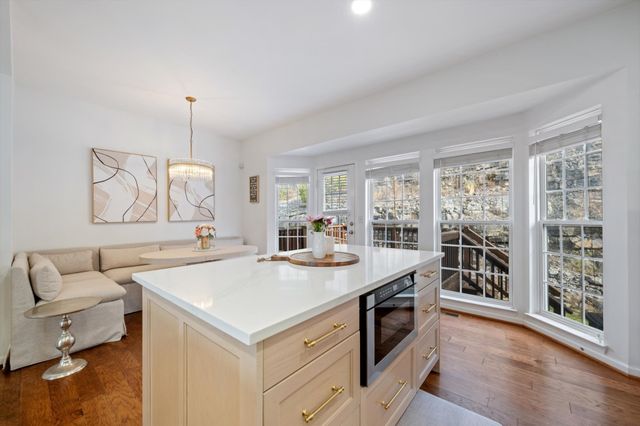 7277 Charlotte Pike Unit 261, Nashville, TN 37209