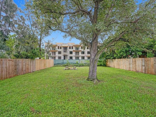 740 SW 10th St, Pompano Beach, FL 33060