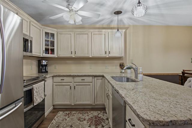 3219 Craig Road, Eau Claire, WI 54701