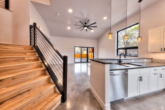 671 PALISADE DR, Moab, UT 84532