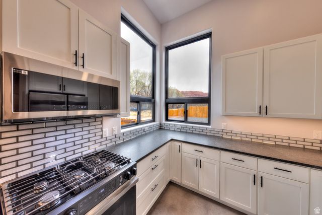 671 PALISADE DR, Moab, UT 84532