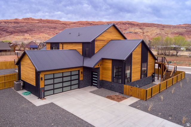 671 PALISADE DR, Moab, UT 84532