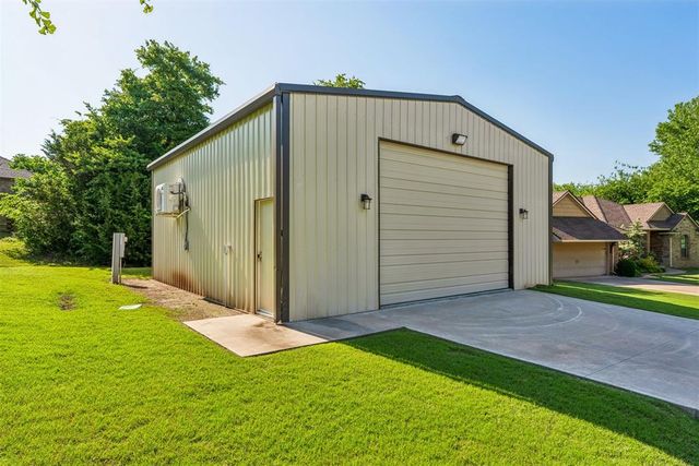 4350 Racoon Creek, Guthrie, OK 73044