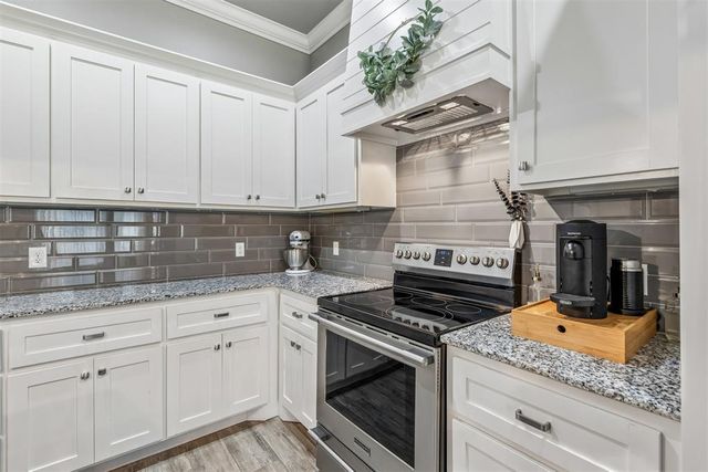 4350 Racoon Creek, Guthrie, OK 73044