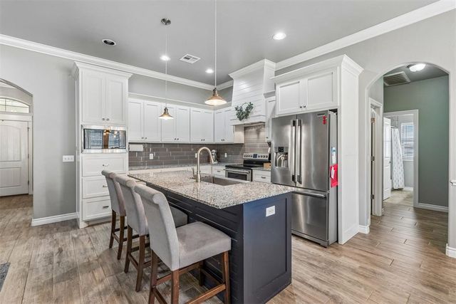 4350 Racoon Creek, Guthrie, OK 73044