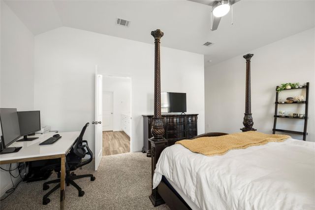 938 Youth Water Road, Montgomery, TX 77316