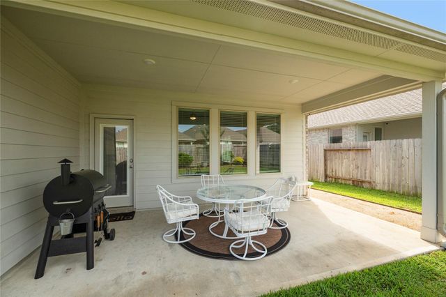 938 Youth Water Road, Montgomery, TX 77316