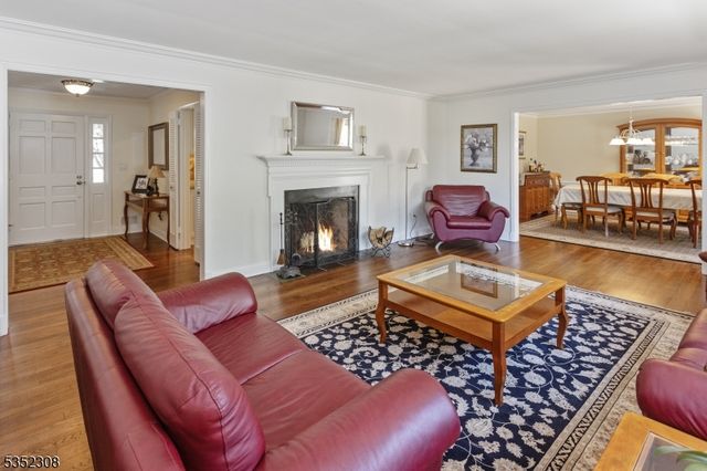 20 Chimney Ridge Dr, Morris Twp., NJ 07960