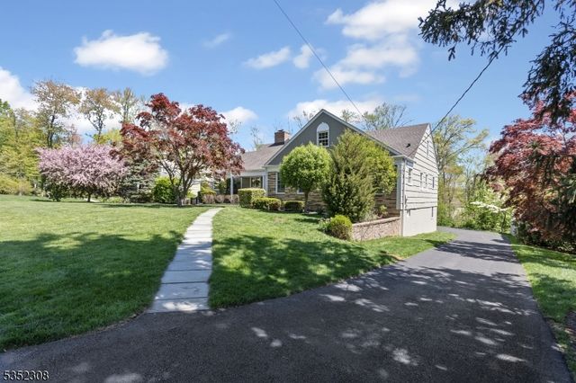 20 Chimney Ridge Dr, Morris Twp., NJ 07960