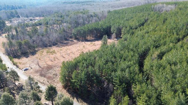 1596 Stewart Road, Graysville, TN 37338