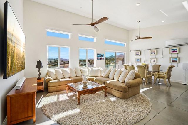 6792 San Angelo Avenue, Joshua Tree, CA 92252