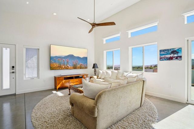 6792 San Angelo Avenue, Joshua Tree, CA 92252