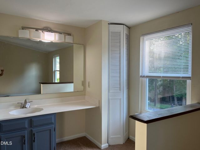 1829 Fox Sterling Drive, Raleigh, NC 27606