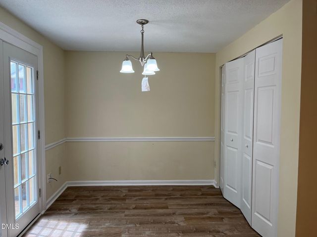 1829 Fox Sterling Drive, Raleigh, NC 27606