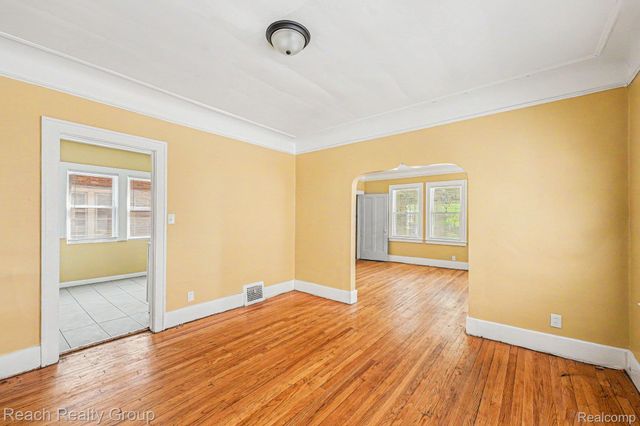 2984 CLEMENTS Street, Detroit, MI 48238