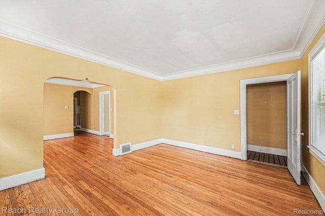 2984 CLEMENTS Street, Detroit, MI 48238