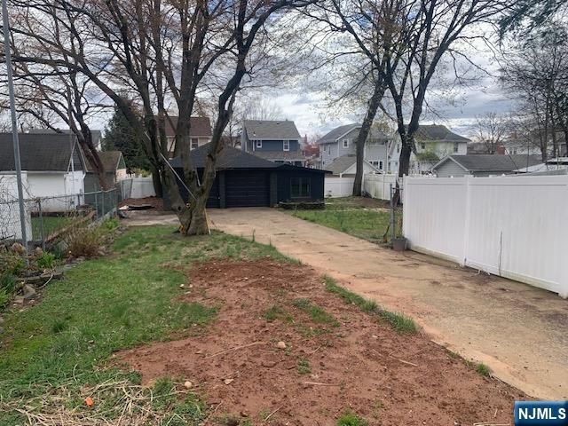 19 Roosevelt Avenue, Ridgefield Park, NJ 07603