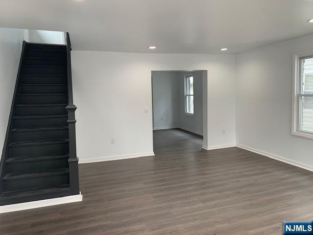 19 Roosevelt Avenue, Ridgefield Park, NJ 07603