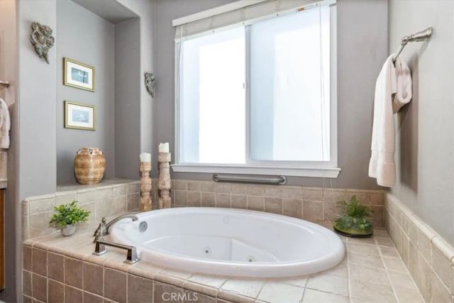 1090 Muscat Court, Templeton, CA 93465