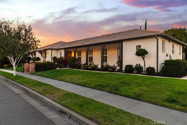 1090 Muscat Court, Templeton, CA 93465