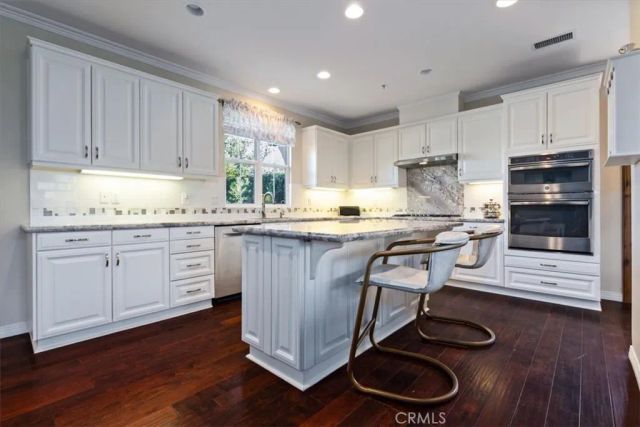 1090 Muscat Court, Templeton, CA 93465