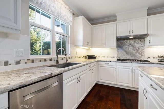 1090 Muscat Court, Templeton, CA 93465