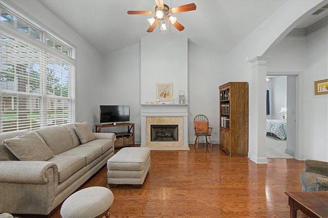 526 Mount Park Drive, Powder Springs, GA 30127