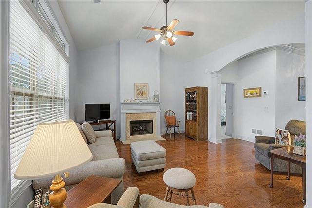 526 Mount Park Drive, Powder Springs, GA 30127