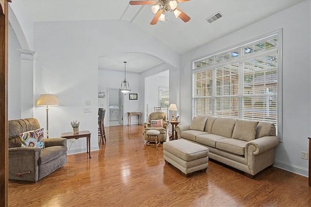 526 Mount Park Drive, Powder Springs, GA 30127