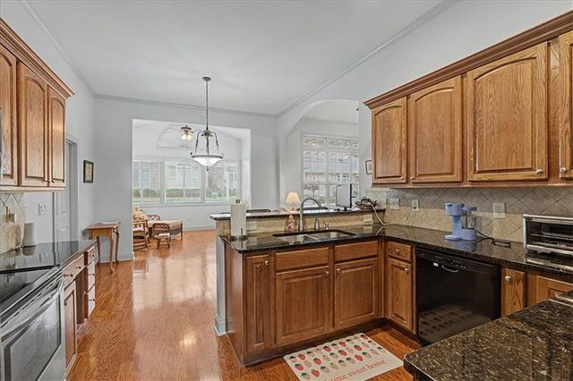 526 Mount Park Drive, Powder Springs, GA 30127