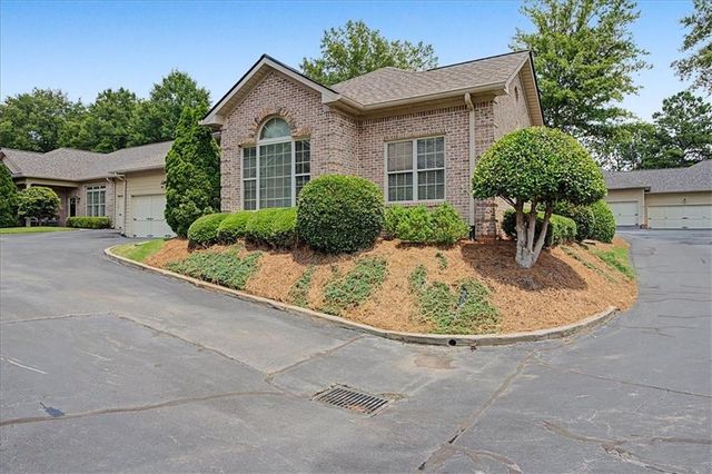 526 Mount Park Drive, Powder Springs, GA 30127