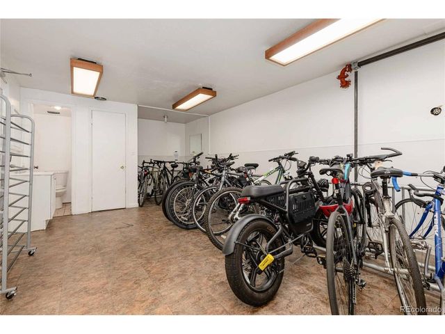 1008 N Corona St 303, Denver, CO 80218