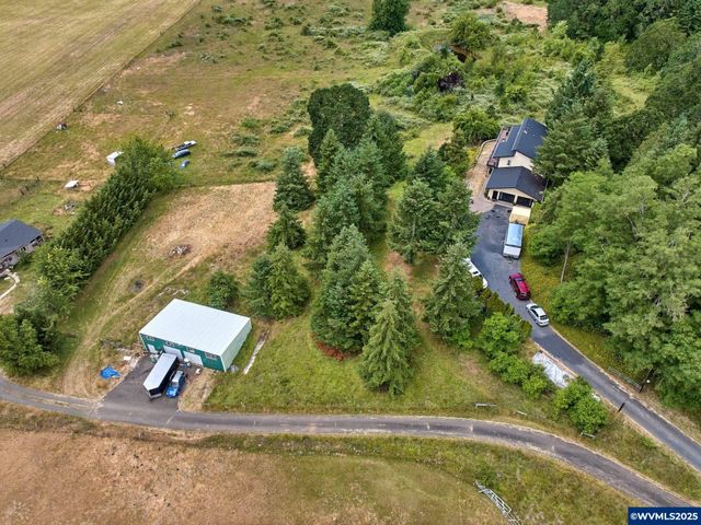 18390 Bridgeport Rd, Dallas, OR 97338
