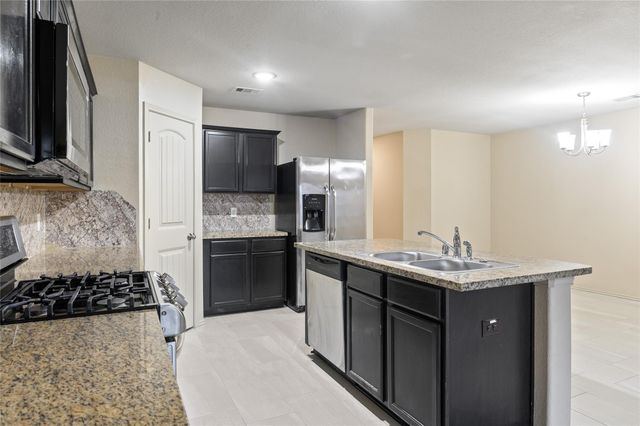2414 Fall Aster Drive, Spring, TX 77373