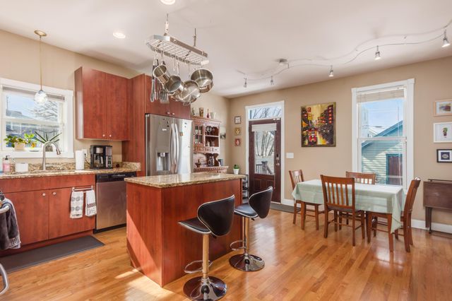 971 N 6th Street, Columbus, OH 43201