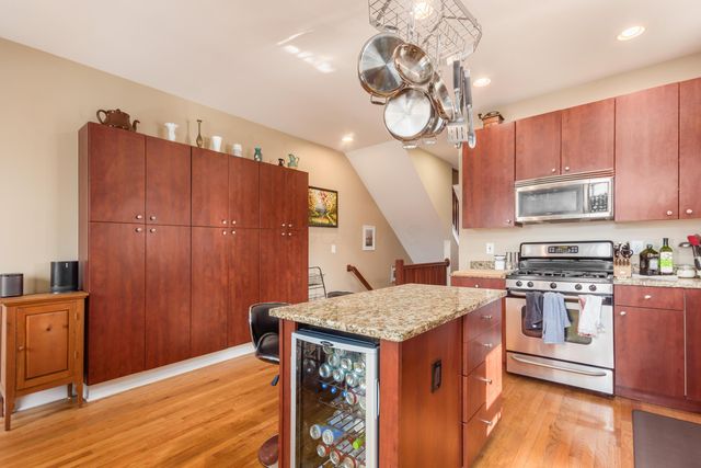 971 N 6th Street, Columbus, OH 43201