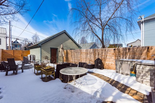 971 N 6th Street, Columbus, OH 43201