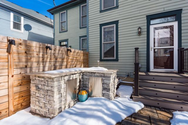 971 N 6th Street, Columbus, OH 43201