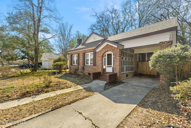 402 8th Avenue, Hattiesburg, MS 39401