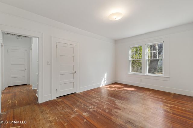 402 8th Avenue, Hattiesburg, MS 39401