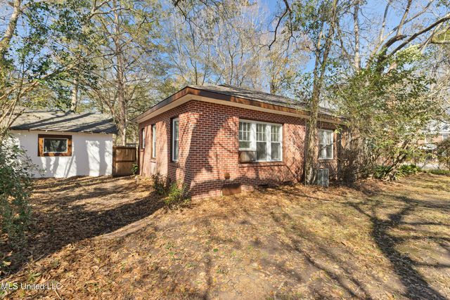 402 8th Avenue, Hattiesburg, MS 39401
