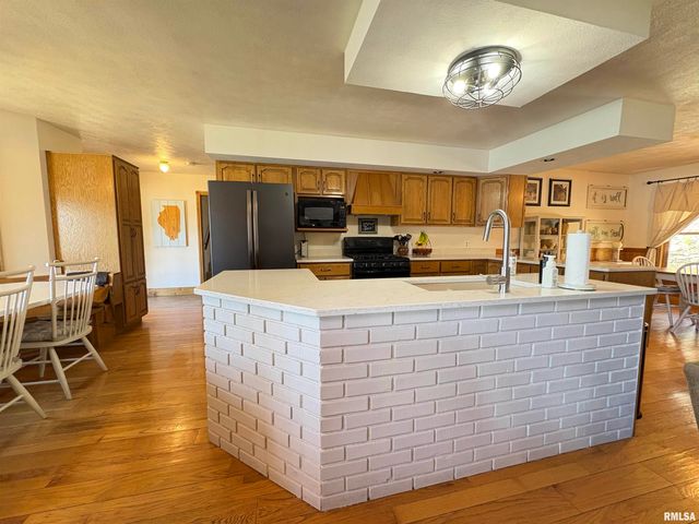 500 Mallards Landing, Tunnel Hill, IL 62972