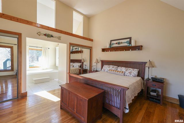 500 Mallards Landing, Tunnel Hill, IL 62972