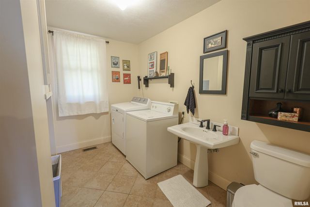 500 Mallards Landing, Tunnel Hill, IL 62972