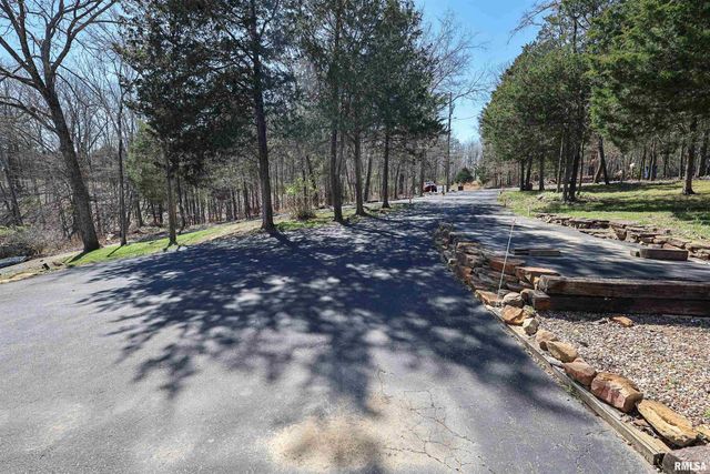 500 Mallards Landing, Tunnel Hill, IL 62972