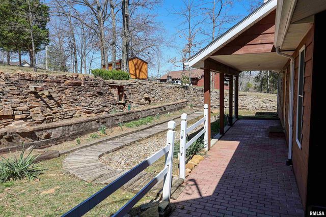 500 Mallards Landing, Tunnel Hill, IL 62972