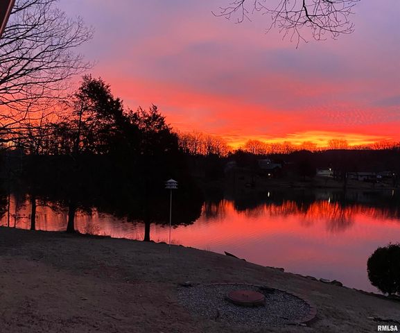 500 Mallards Landing, Tunnel Hill, IL 62972