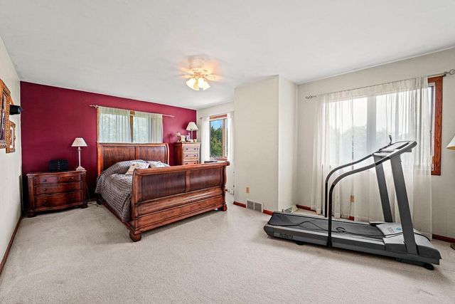 2875 WESTMOOR ROAD, Oshkosh, WI 54904