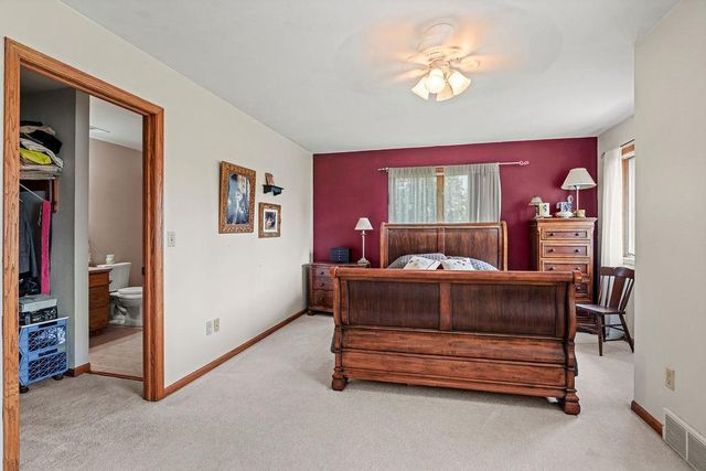 2875 WESTMOOR ROAD, Oshkosh, WI 54904