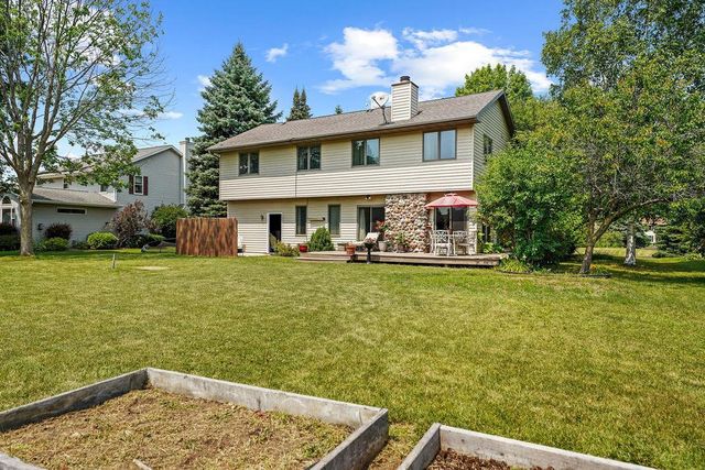 2875 WESTMOOR ROAD, Oshkosh, WI 54904